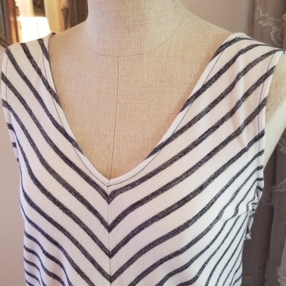 Striped tank top - Picture 2 of 5